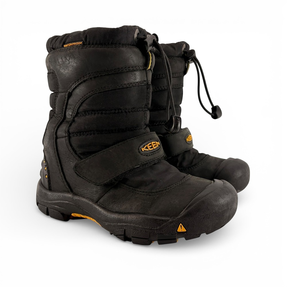 KEEN Kids Winter Boots Size‎ 13 Waterproof 200g Insulated Black Yellow Snow